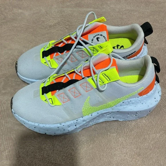 Womens nike - Picture 3 of 6